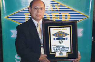 Gran Líder otorgado por Peruana de Opinión Pública 2005, 2006, 2007, 2008, 2009